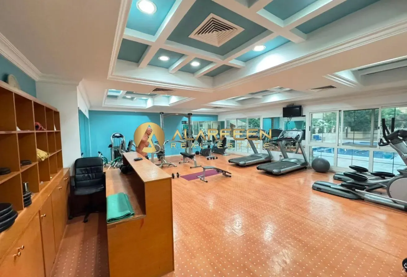4 bedroom | Compound  Villa | Well Maintained
