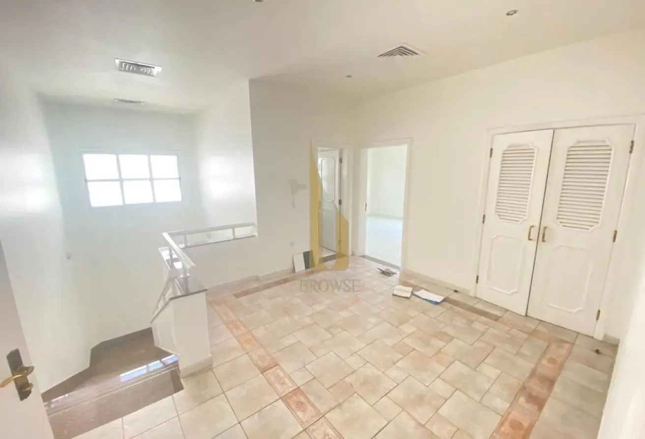 Spacious 4BR Villa l Private Garden l Maids Room