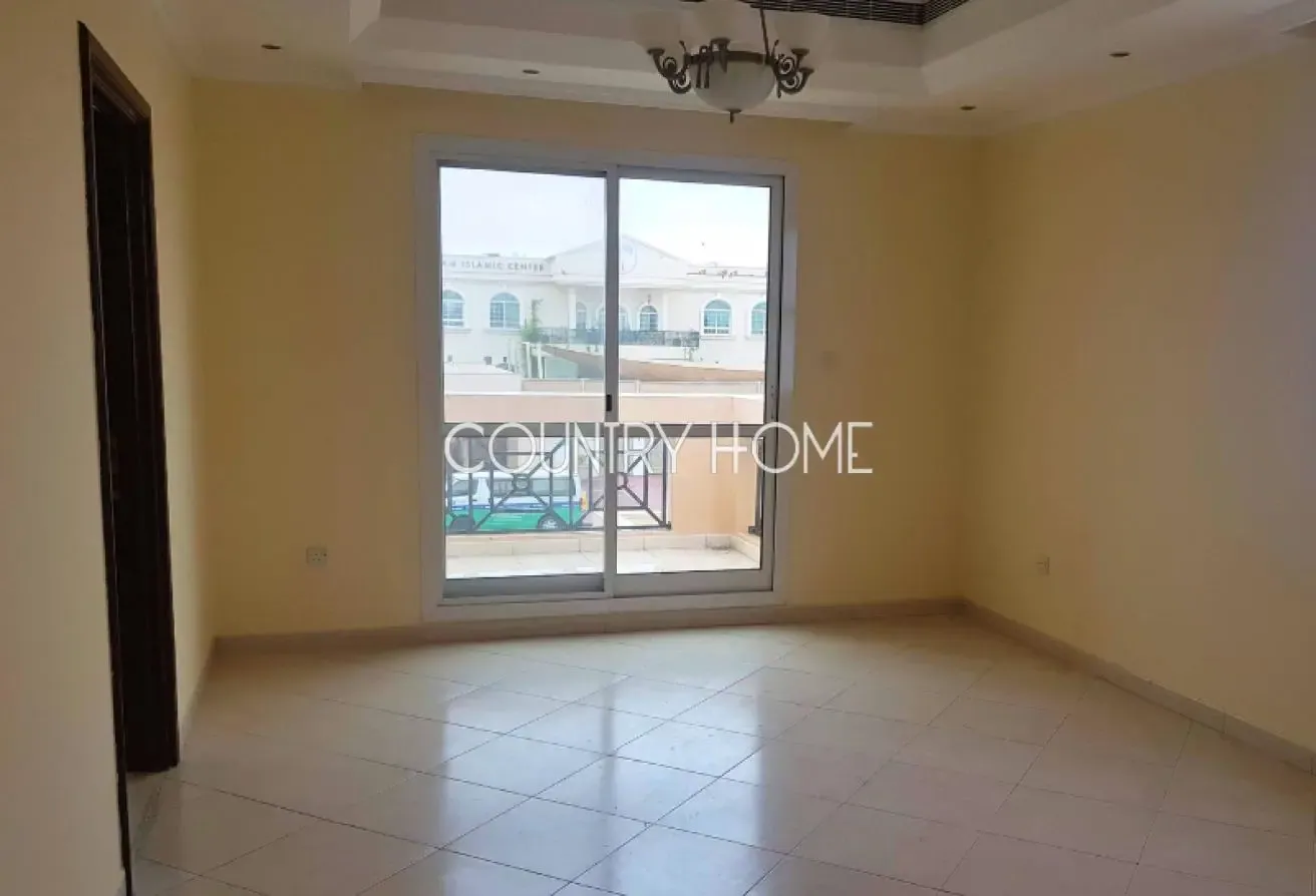 Family 4BR Villa | Garden and Shared Pool
