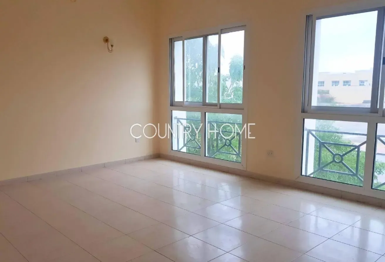 Family 4BR Villa | Garden and Shared Pool