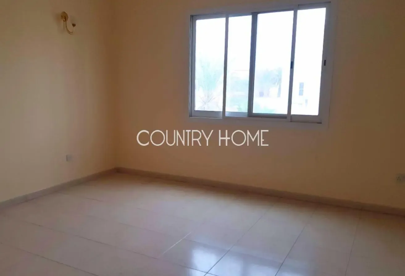 Family 4BR Villa | Garden and Shared Pool
