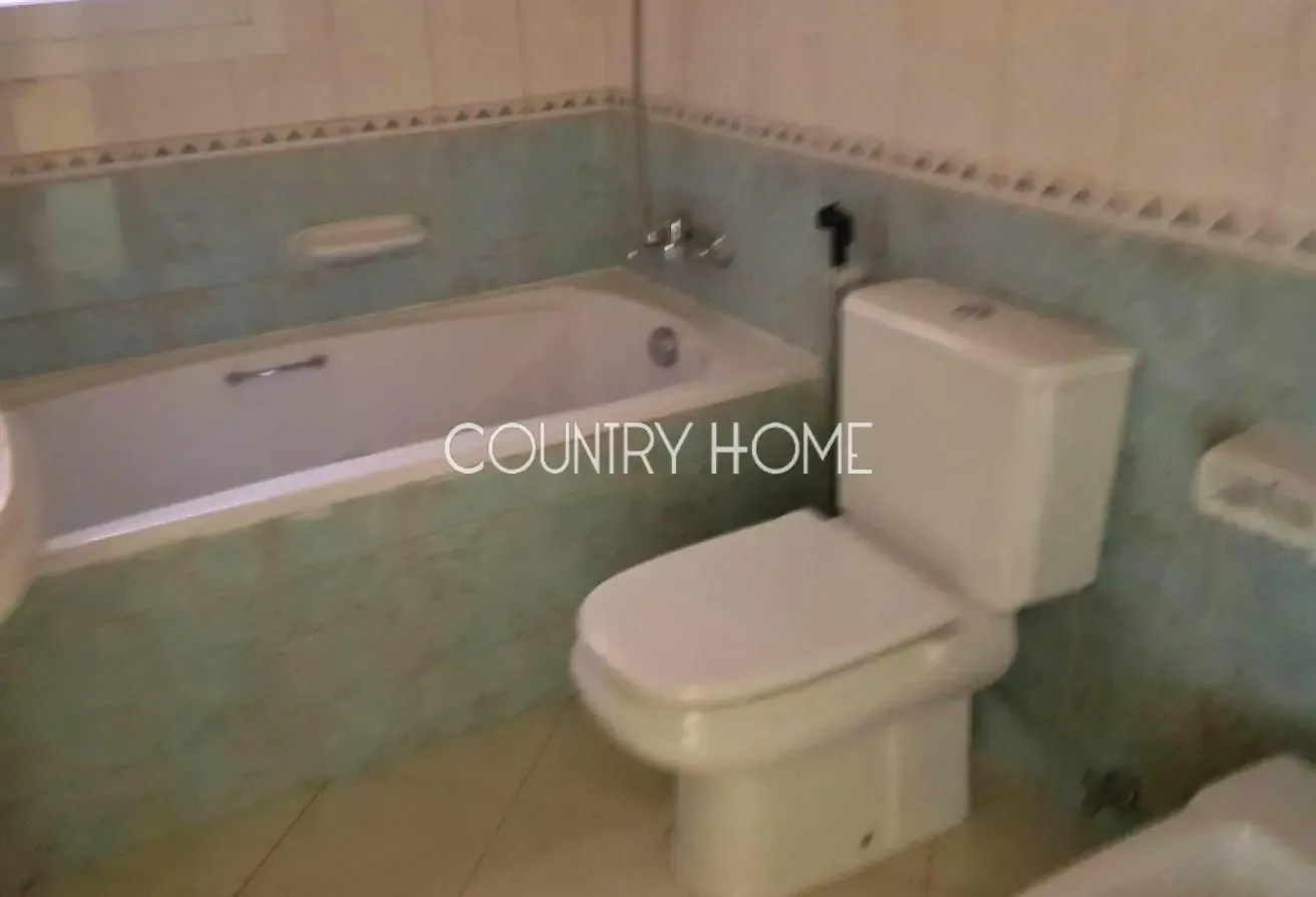 Family 4BR Villa | Garden and Shared Pool