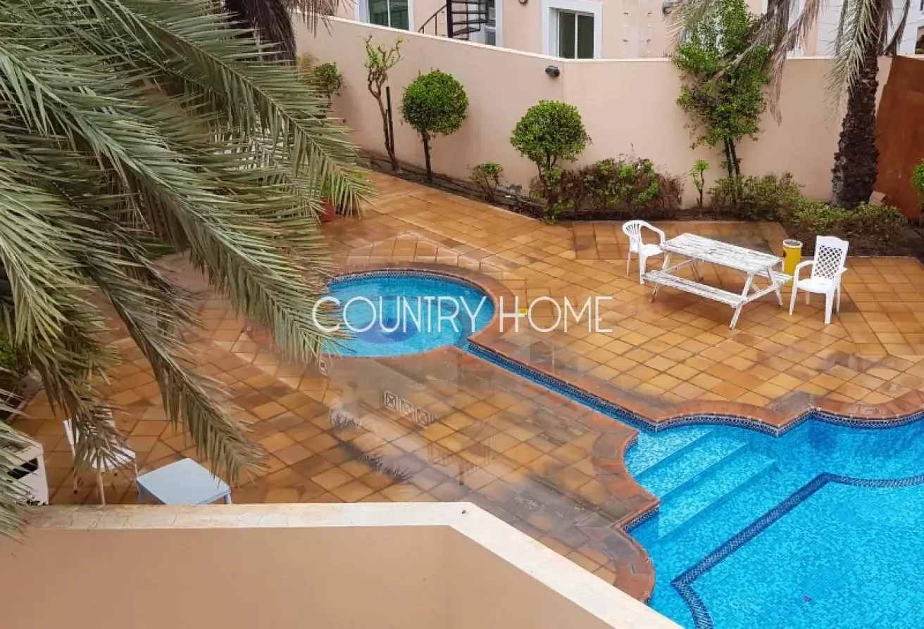 Family 4BR Villa | Garden and Shared Pool
