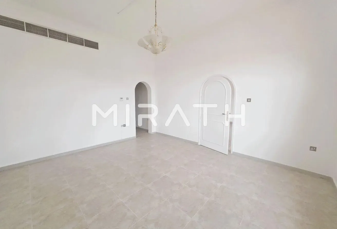 Independent Villa | Private Garden | Close to Park