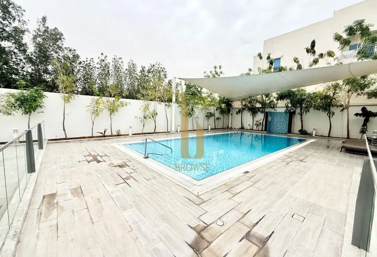 Compound Villa l Private Garden l Shared Pool+Gym