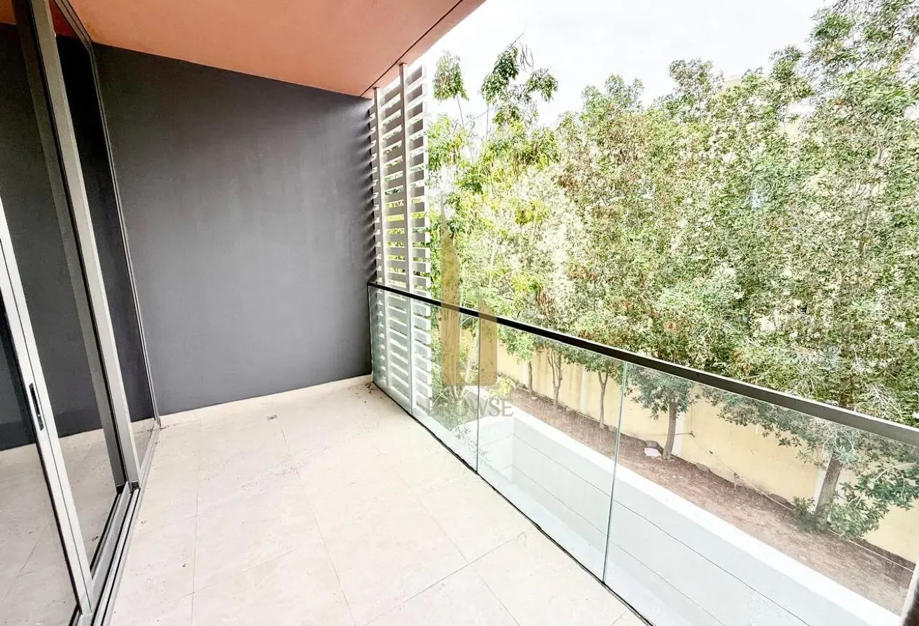 Compound Villa l Private Garden l Shared Pool+Gym