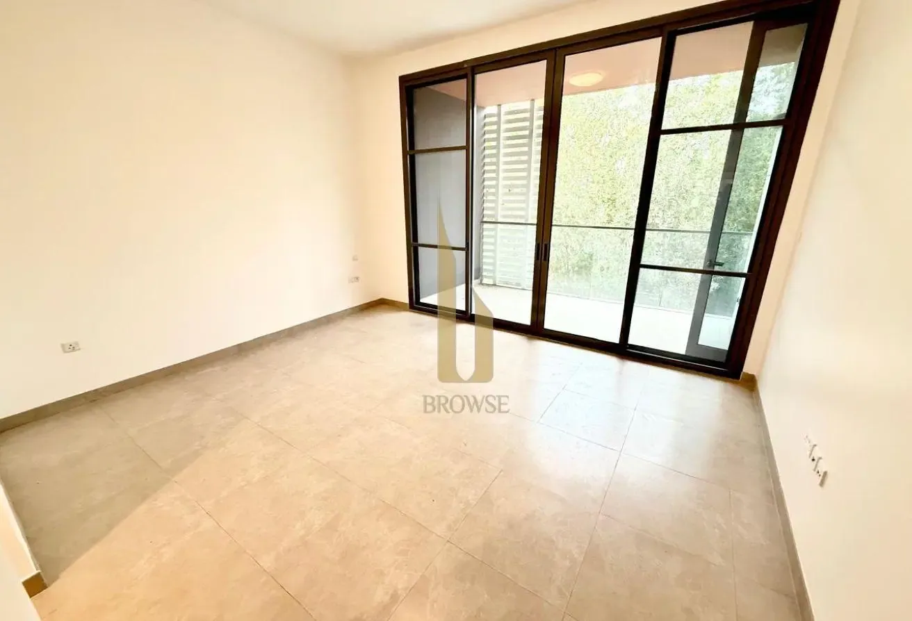 Compound Villa l Private Garden l Shared Pool+Gym
