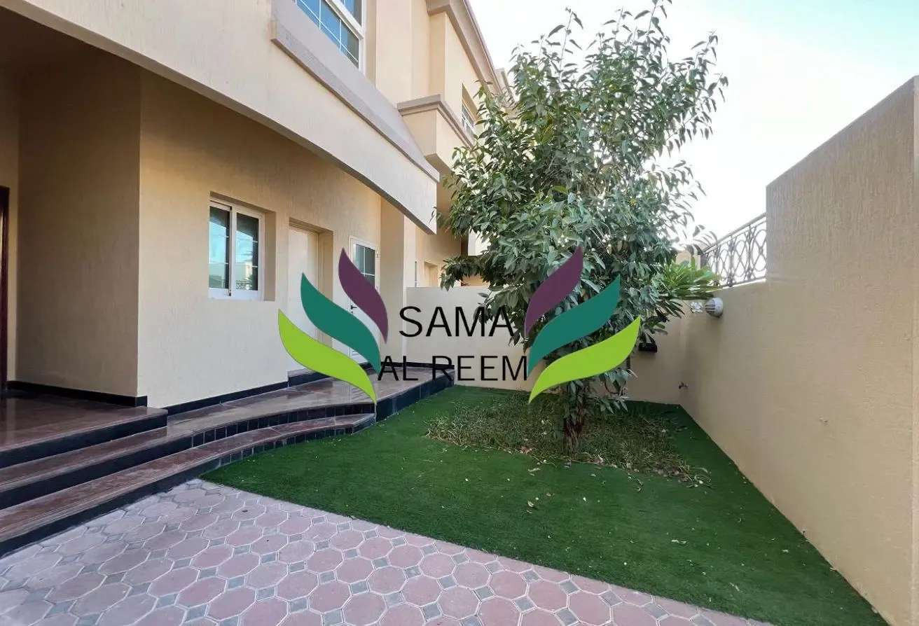 4 Bed Compound villa | Shared Pool |Umm Suqeim 2
