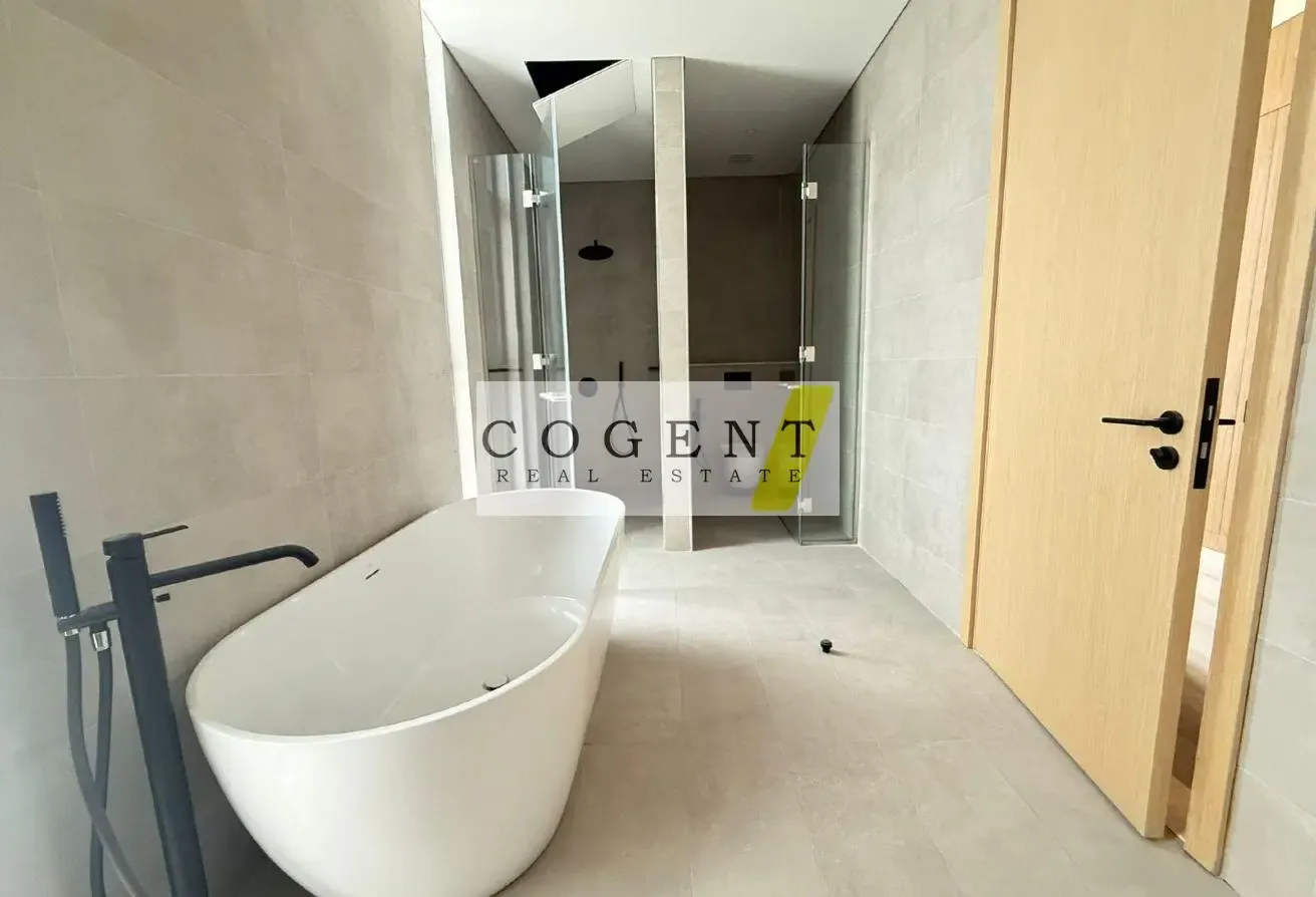 PERFECT VILLA | EXQUISITELY BUILT | PRIVATE POOL.