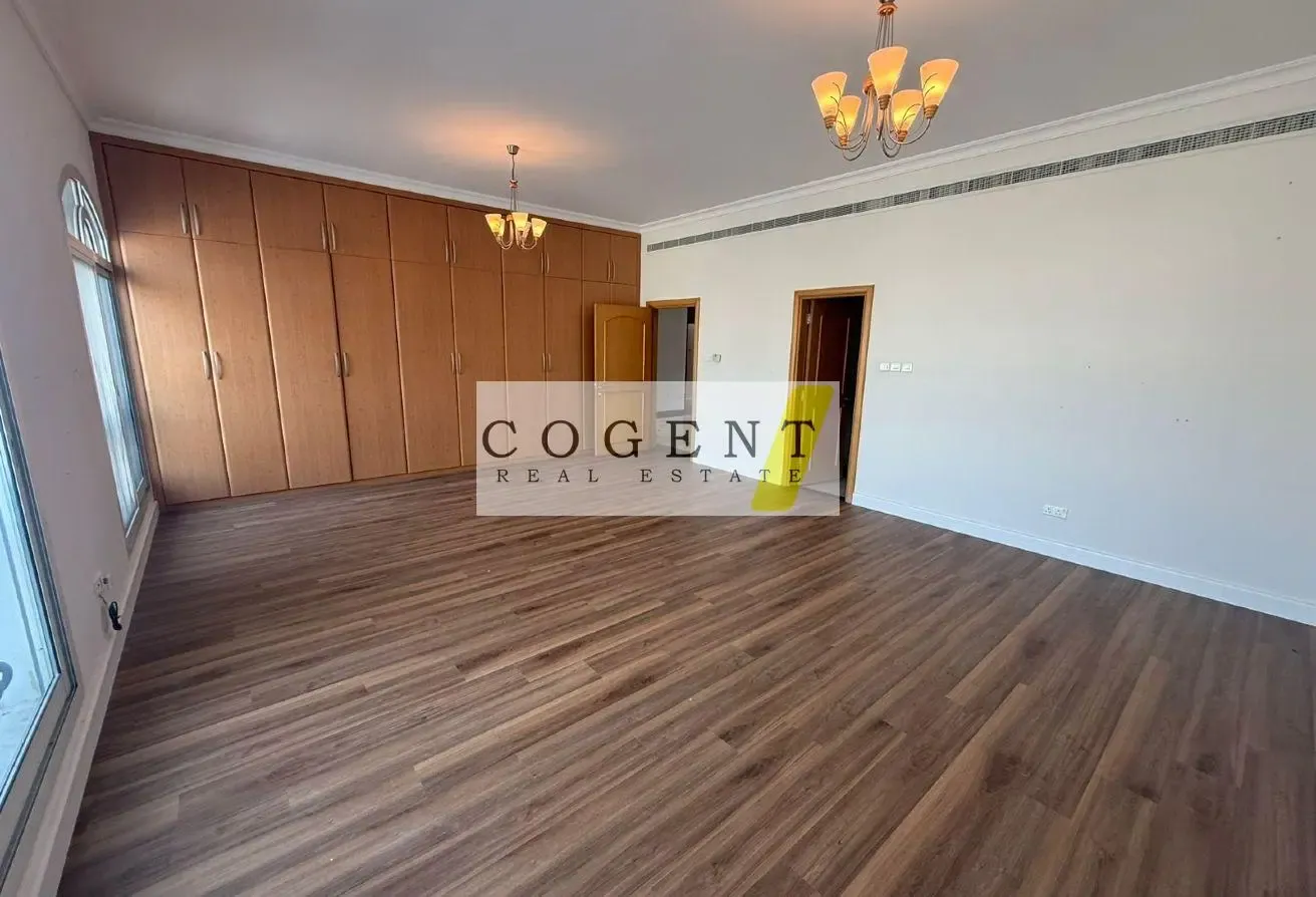 Luxurious Compound | Close to Beach |