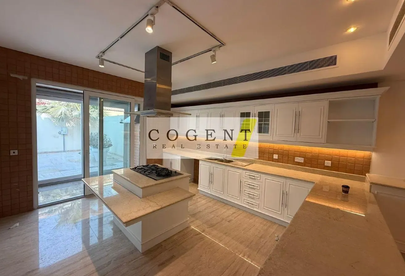 Luxurious Villa | Private Pool | Bright & Spacious