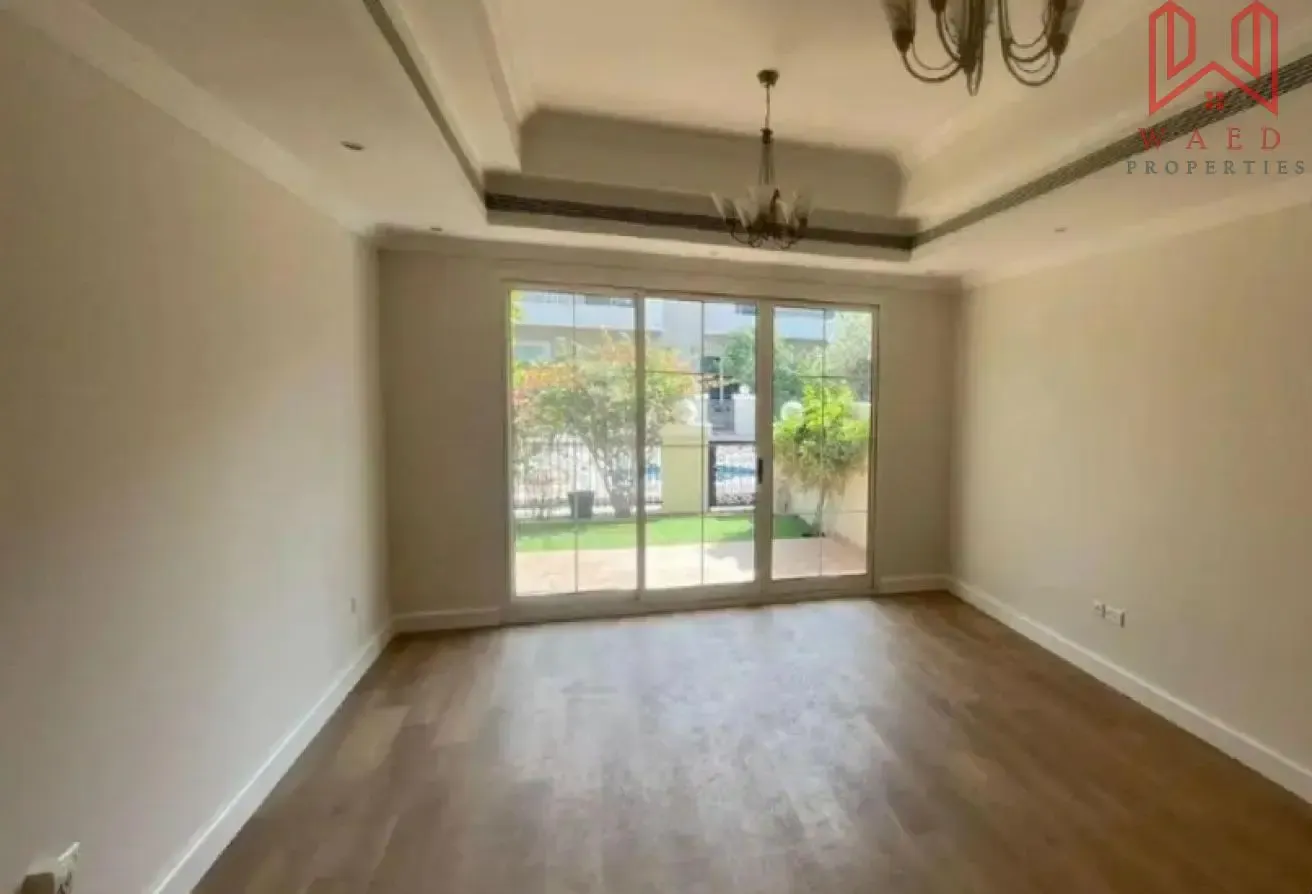 Stunning 4BR Villa|Private Garden |Prime Location|