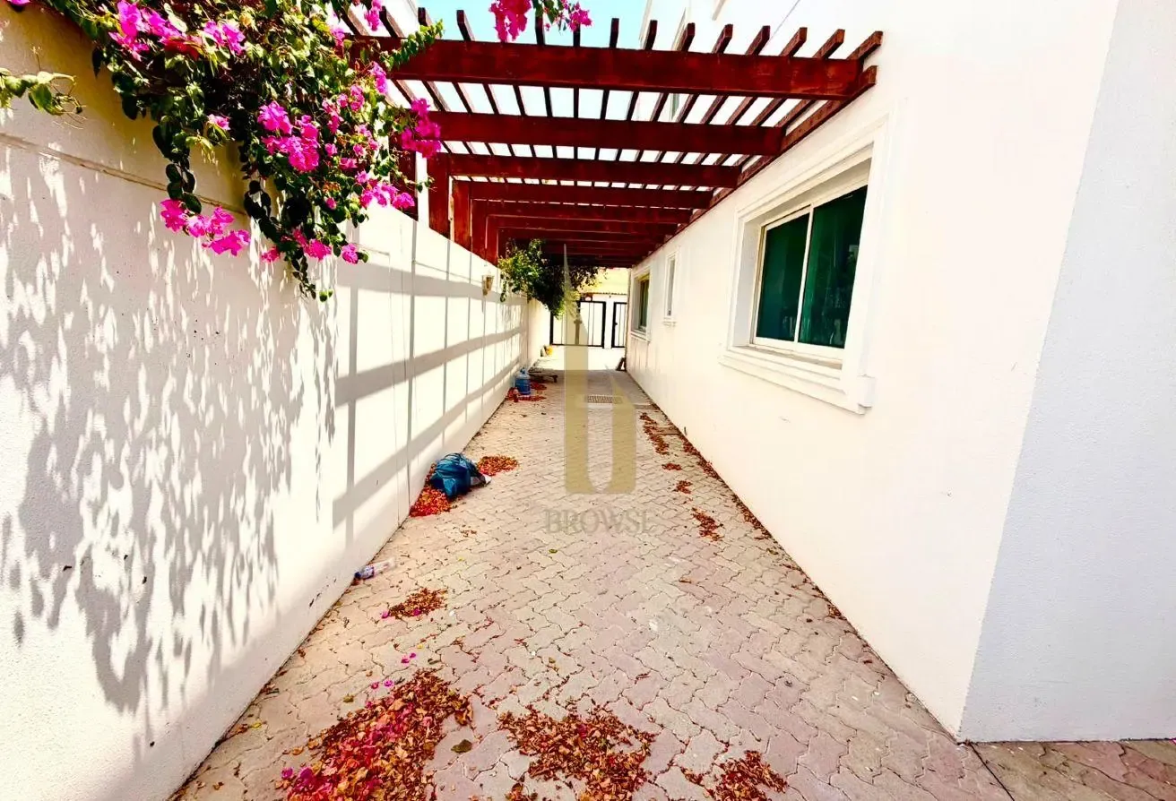 Independent+Study+4BR +Private Garden