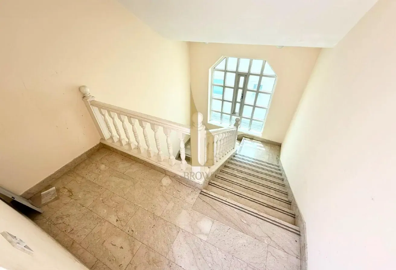 Independent+Study+4BR +Private Garden