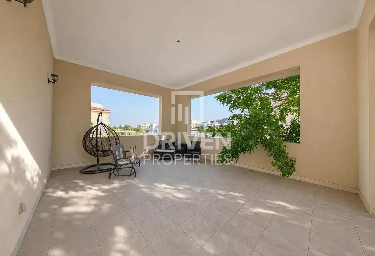 Exceptional Renovation Opportunity | Near to Beach
