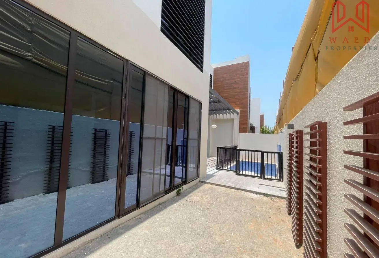 Contemporary Villa |Private Pool |Gated Community|