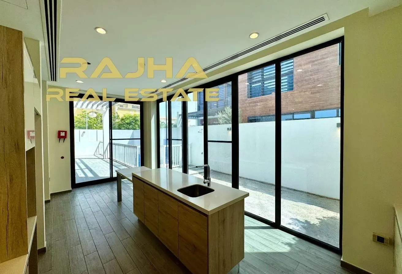 Elegant 4BR Villa with Pool - Green Space | Ready