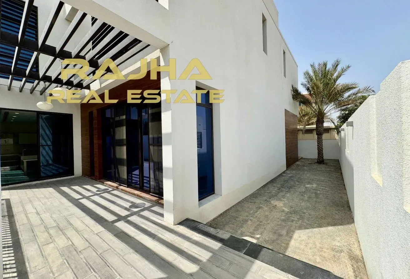 Elegant 4BR Villa with Pool - Green Space | Ready