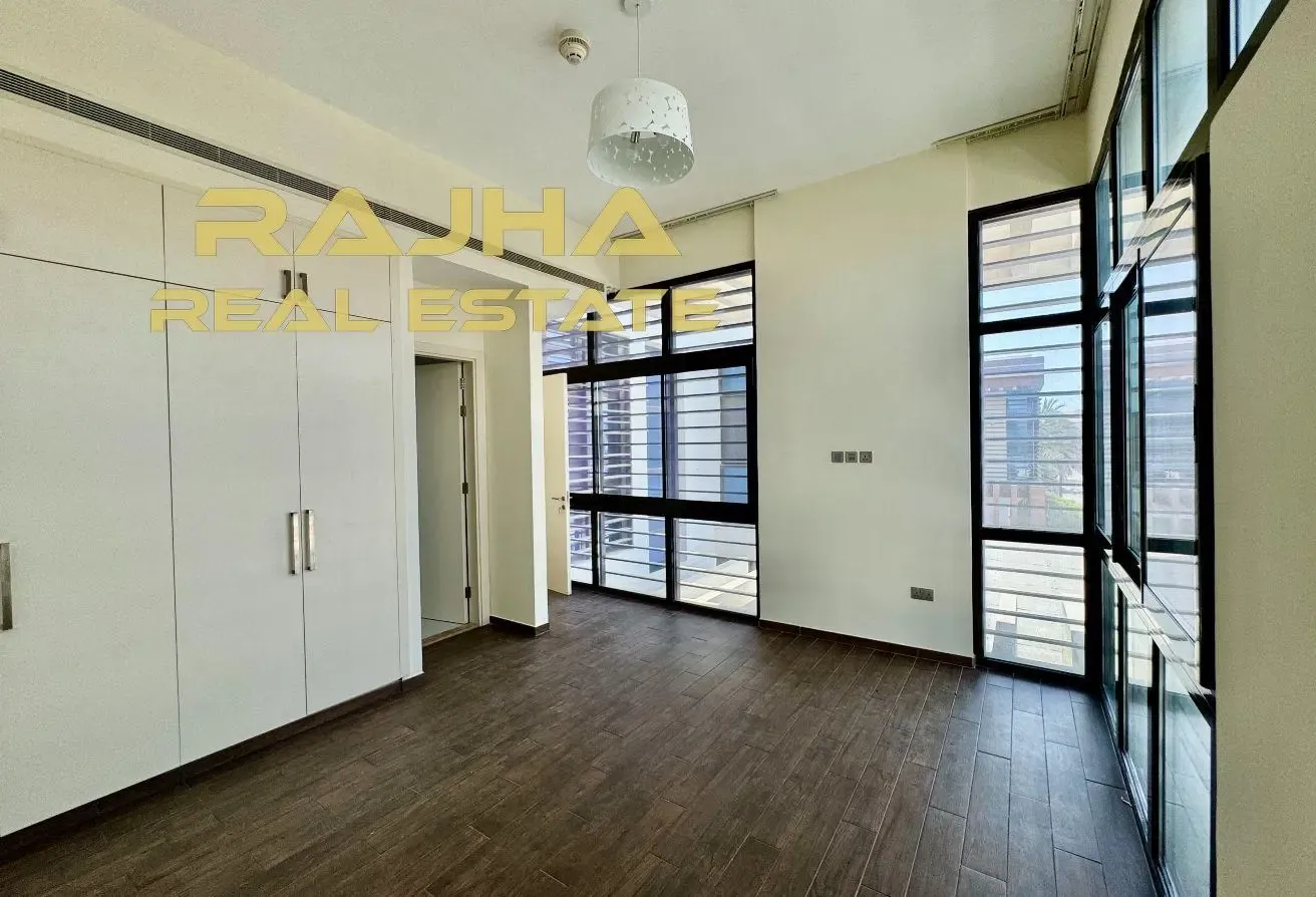 Elegant 4BR Villa with Pool - Green Space | Ready