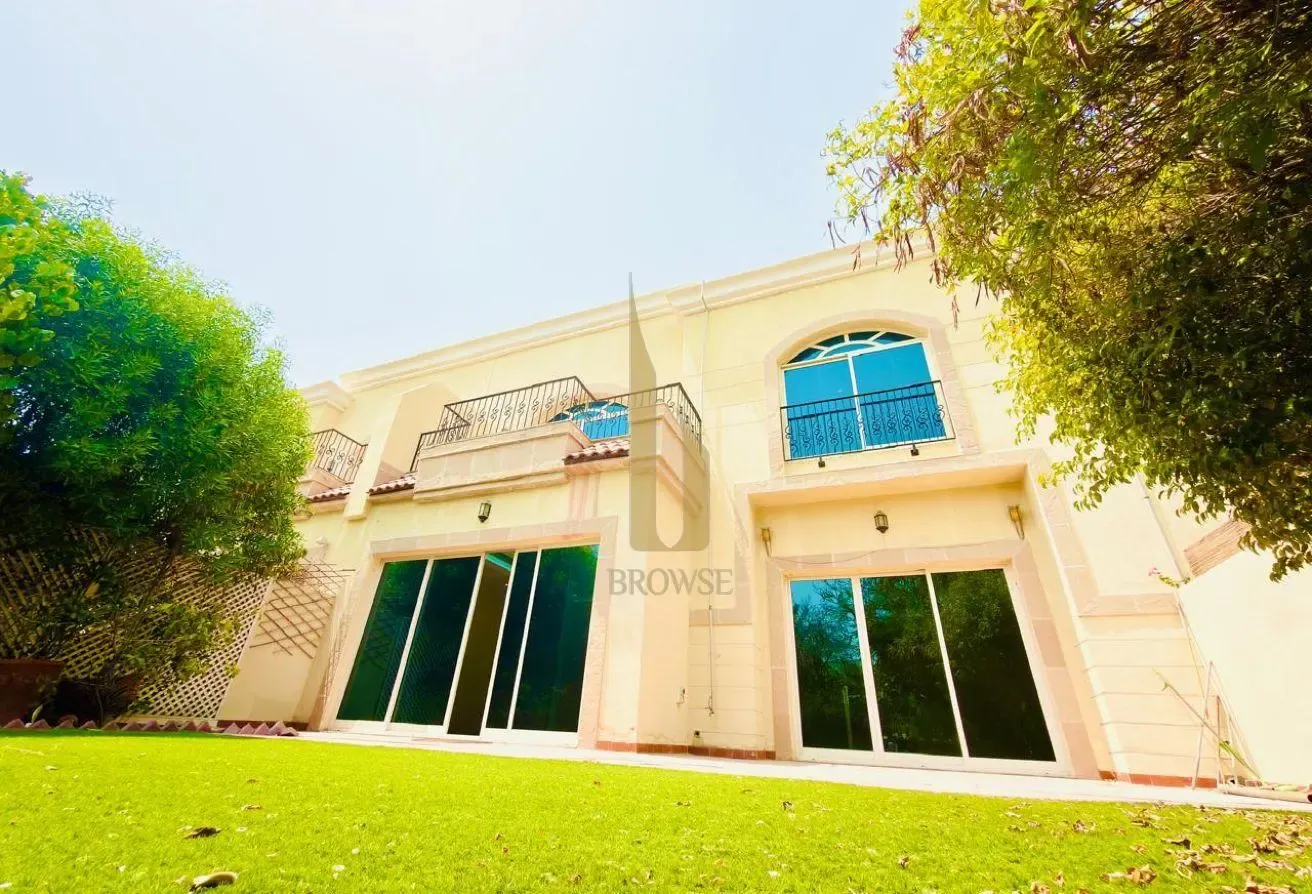 Shared Pool+Garden | 4BR+Private Garden