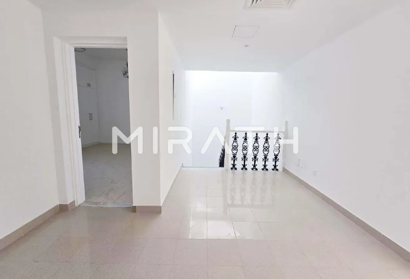 Perfect family home shared facilities |Near beach
