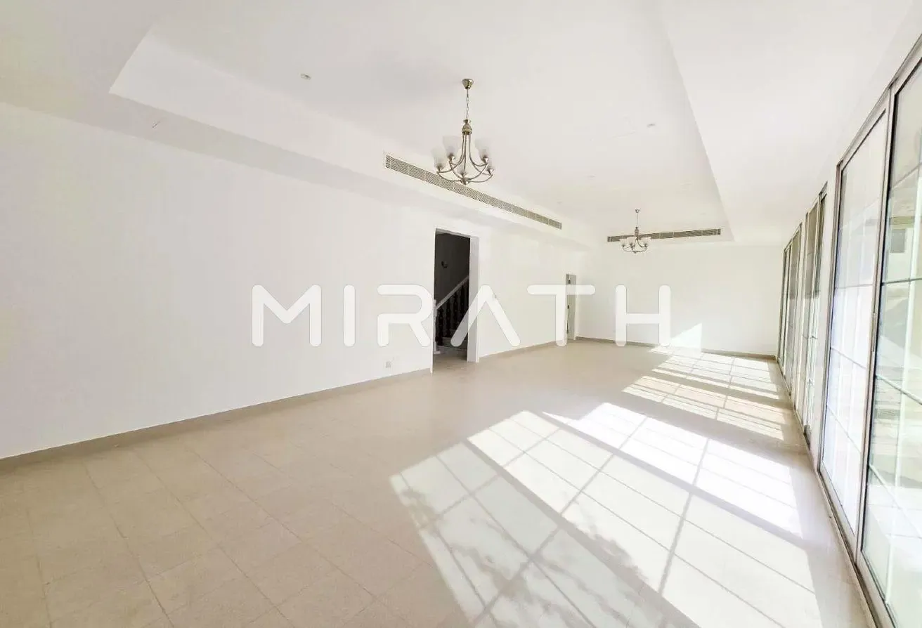 Perfect family home shared facilities |Near beach