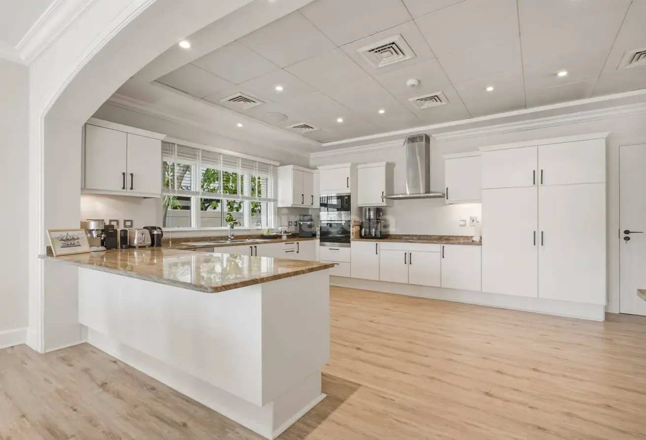 View Today | Extended Plot | Golf View