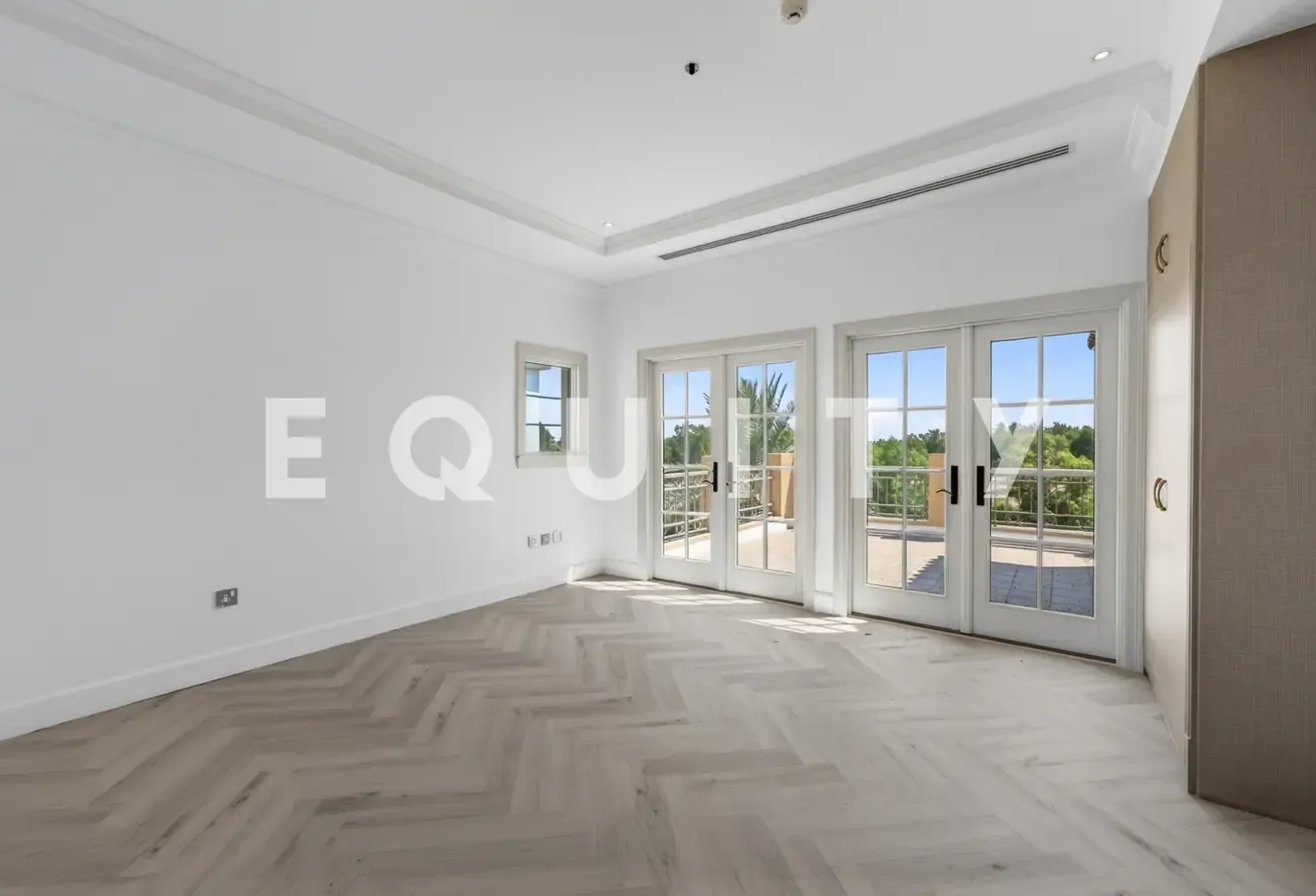 Full Golf Views | Upgraded Villa | Must View