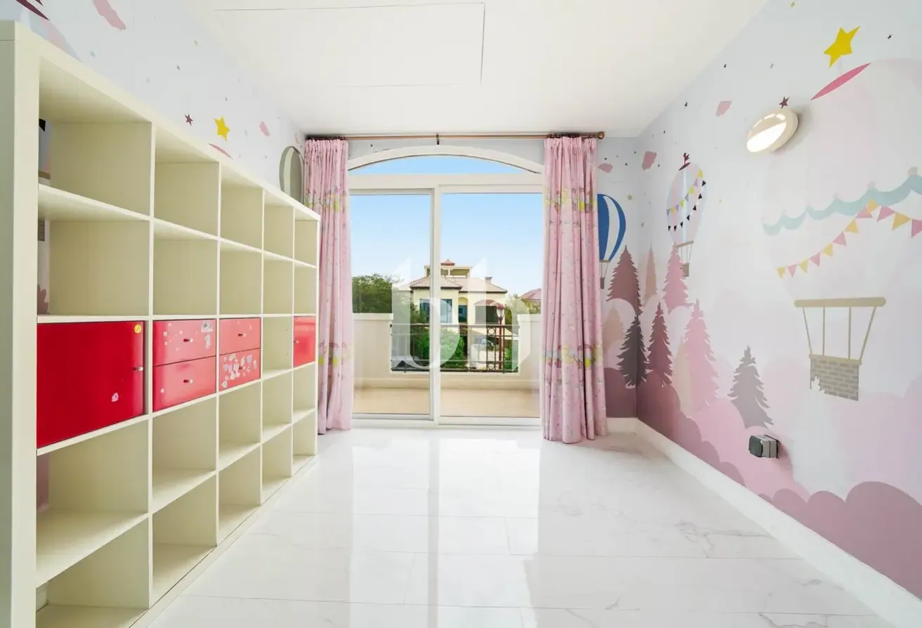 Vacant - Upgraded Villa - Amazing Golf Course View