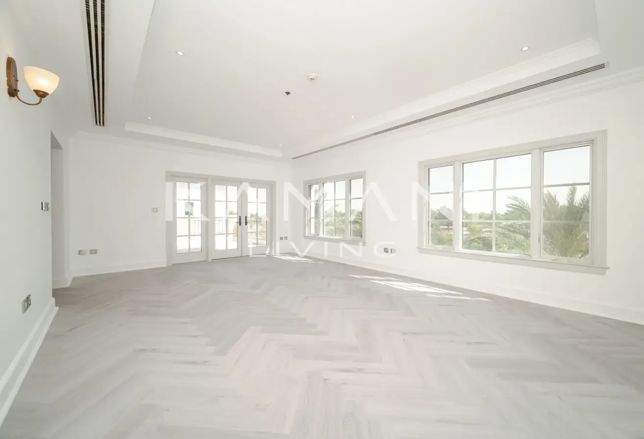 Luxury Villa | Private Pool | Upgraded | Vacant