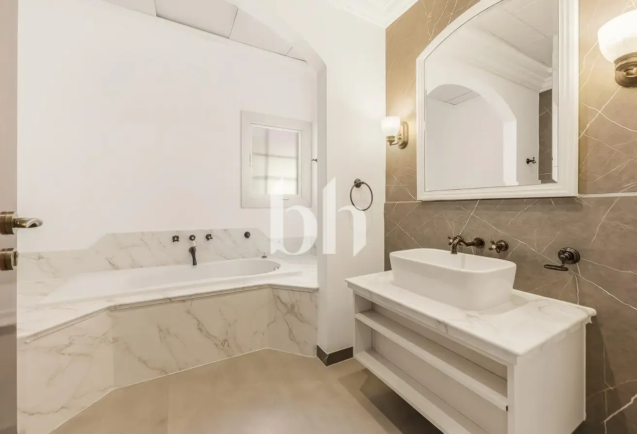 One Cheque | Amazing Views | Recently Upgraded