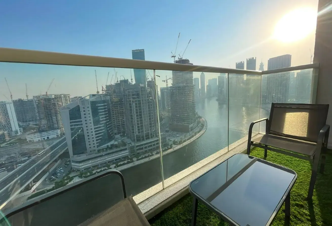 Summer Offer|1BR with 2 Balconies | Canal Views
