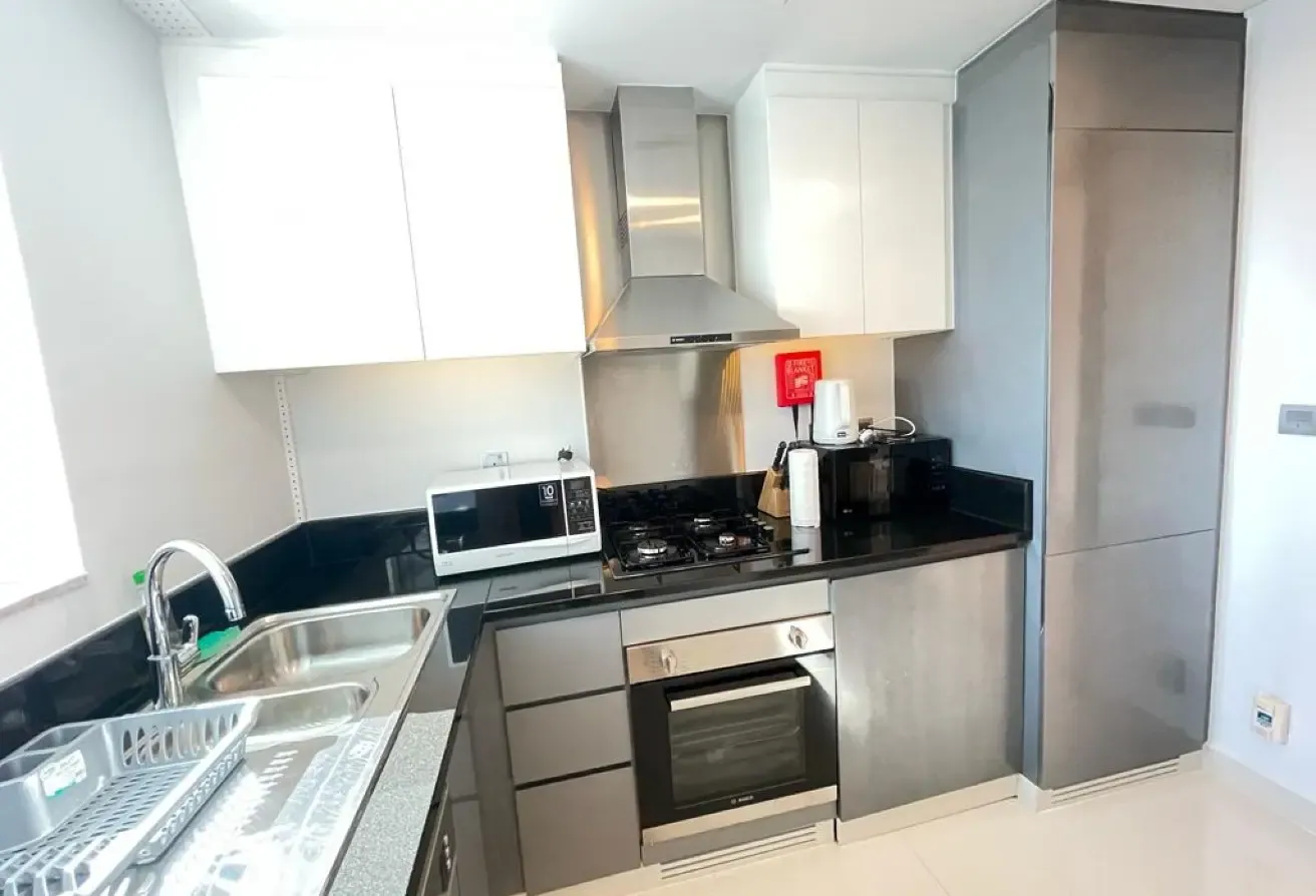 Summer Offer|1BR with 2 Balconies | Canal Views