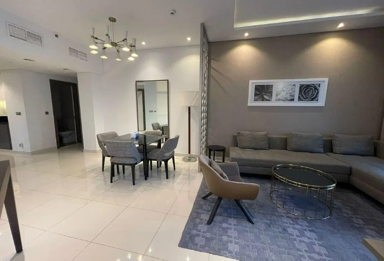 Luxury 1BR | Canal & Burj Khalifa View | Book now