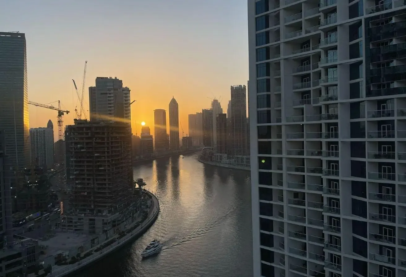 Luxury 1BR | Canal & Burj Khalifa View | Book now