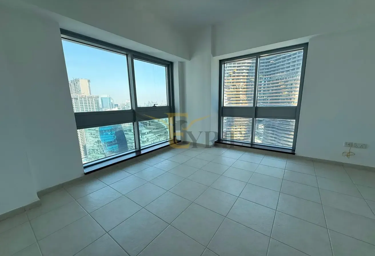 Next to Metro | High Floor | Maid Room