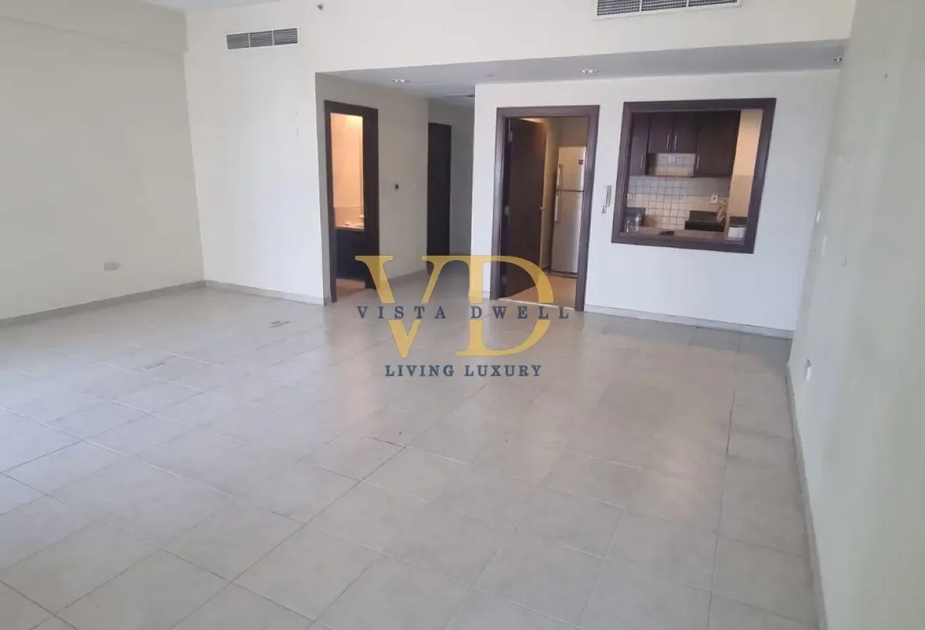 HIGH FLOOR | SPACIOUS 2BR | NEAR METRO | VACANT
