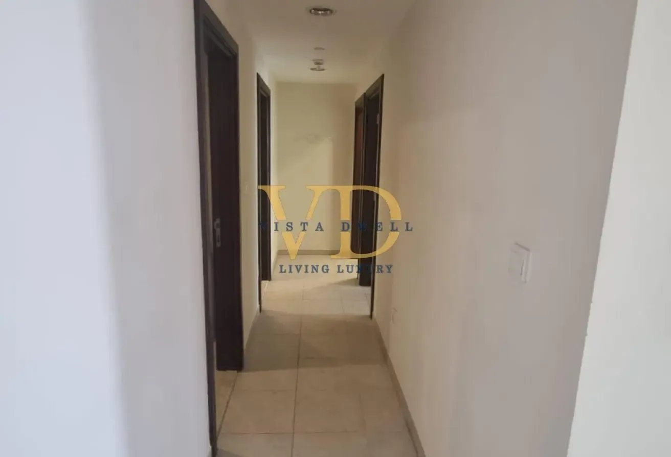 HIGH FLOOR | SPACIOUS 2BR | NEAR METRO | VACANT