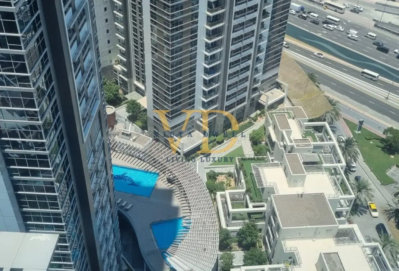 HIGH FLOOR | SPACIOUS 2BR | NEAR METRO | VACANT