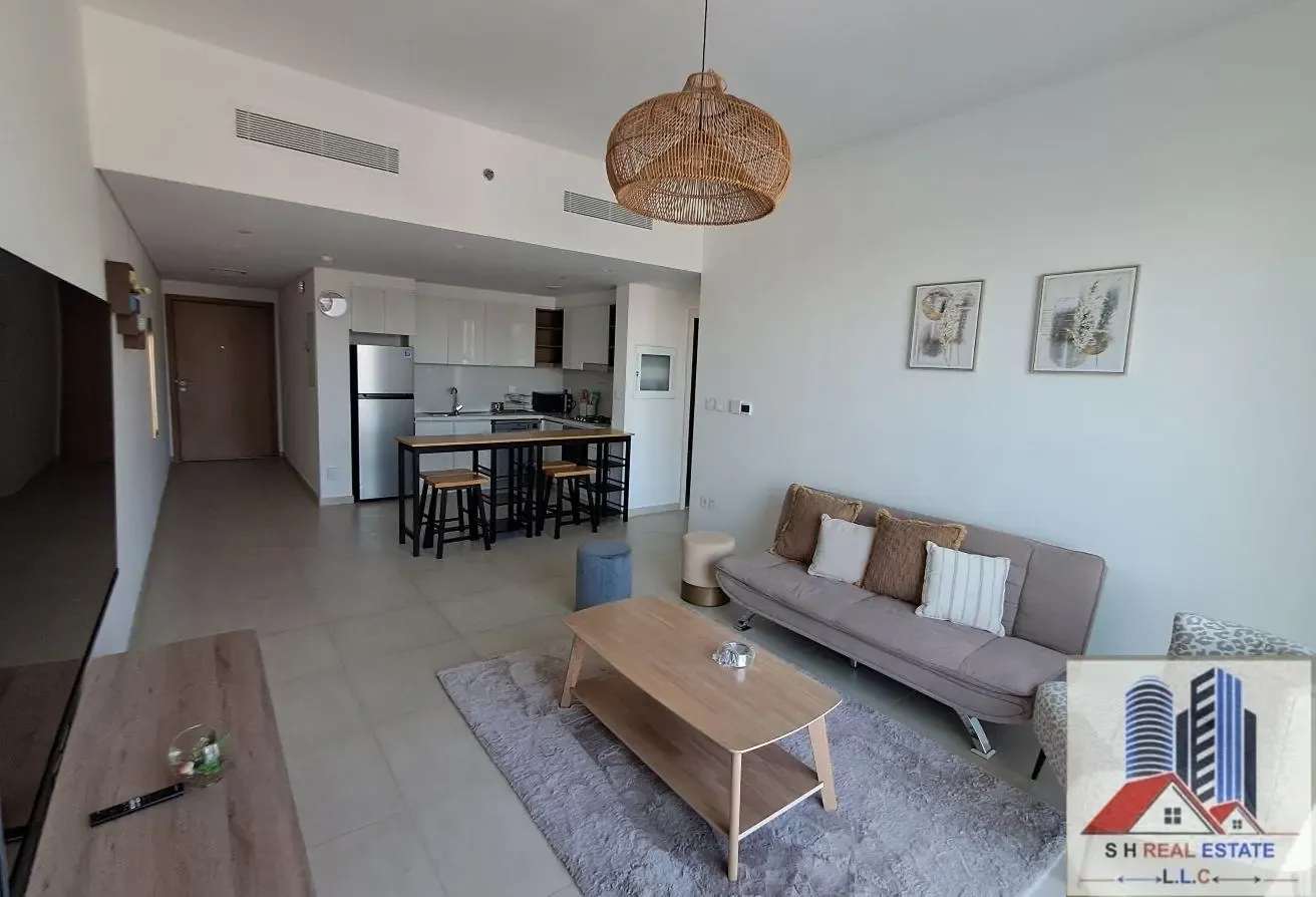 1 BR Apartment in Zabeel with Private Garden