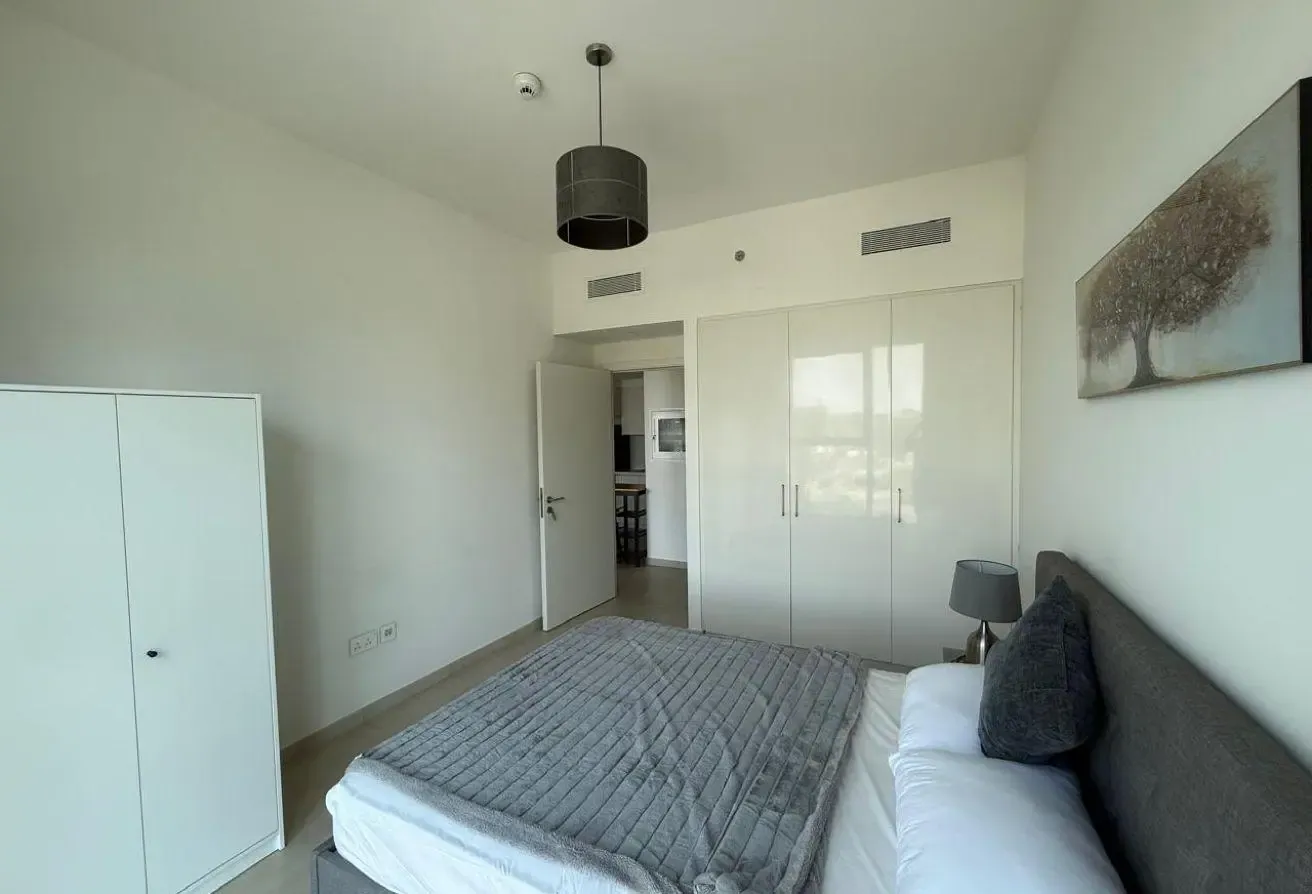 Upgraded 1 BR Apartment with Water Views
