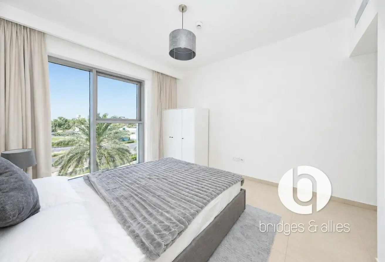 SPACIOUS LAYOUT | FURNISHED | READY TO MOVE IN