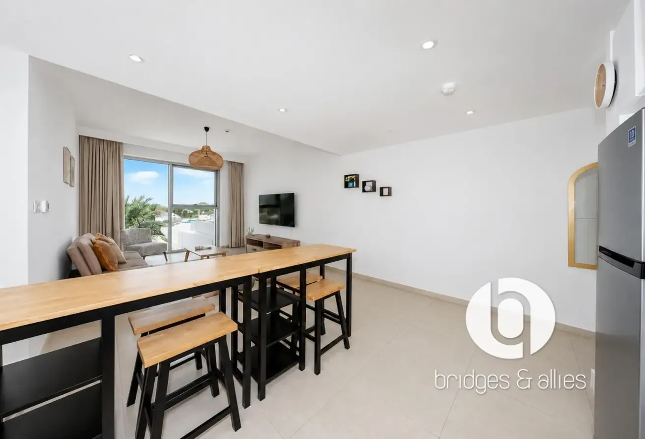 SPACIOUS LAYOUT | FURNISHED | READY TO MOVE IN