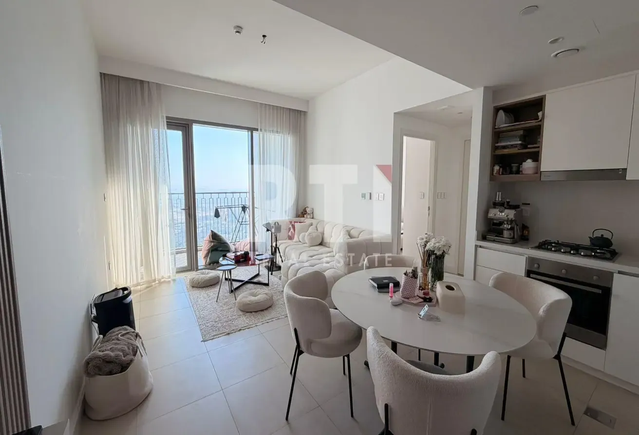 Fully furnished| Prime location |Available now