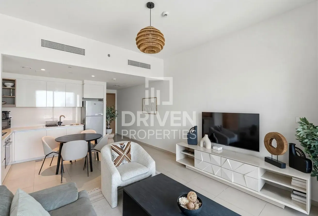 High Floor | Ready to Move in | Fully Fitted