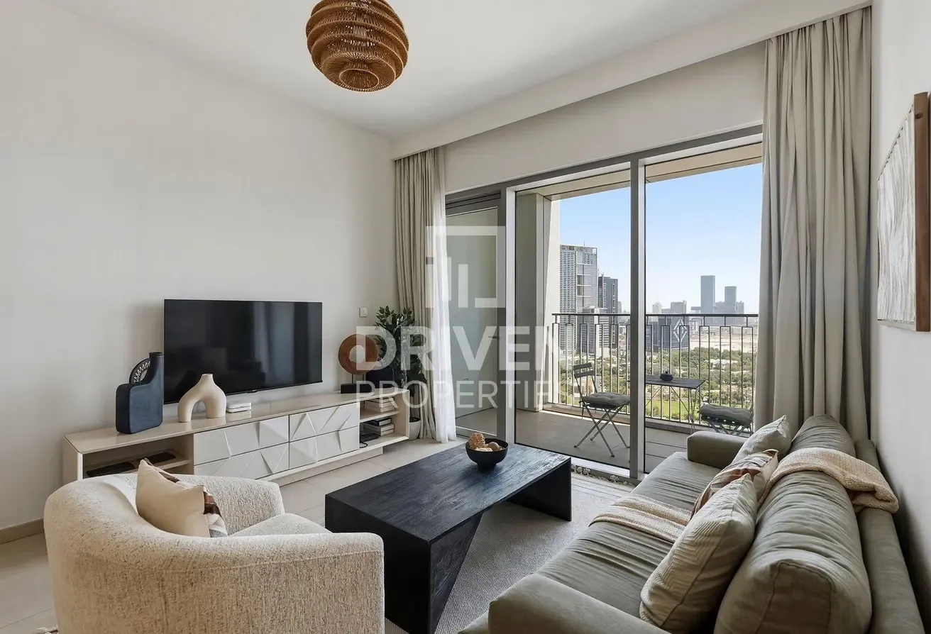 High Floor | Ready to Move in | Fully Fitted
