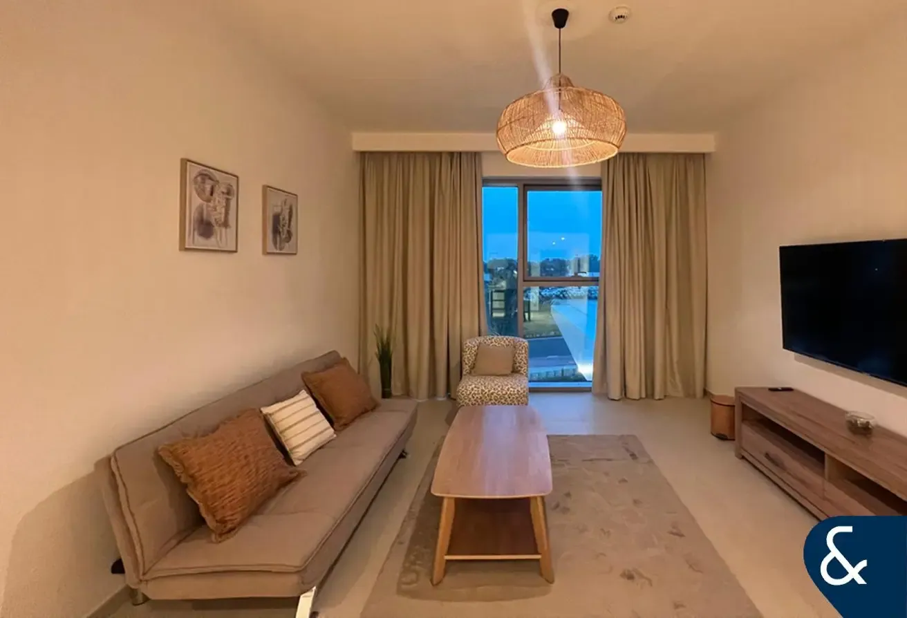 One Bed | Furnished | Spacious Layout