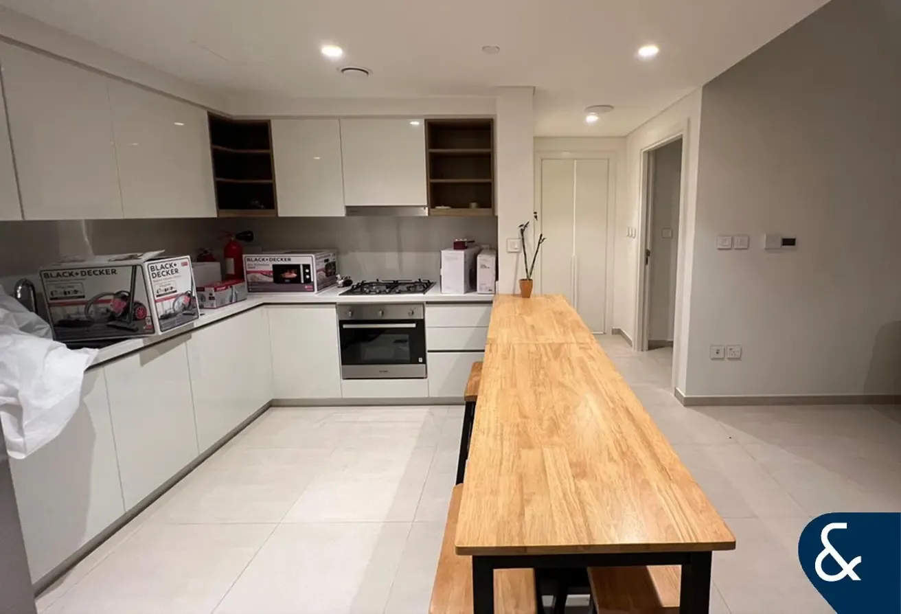 One Bed | Furnished | Spacious Layout