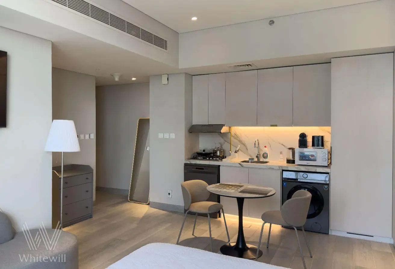 Marina, Canal & Dubai Ain View | Furnished |Vacant