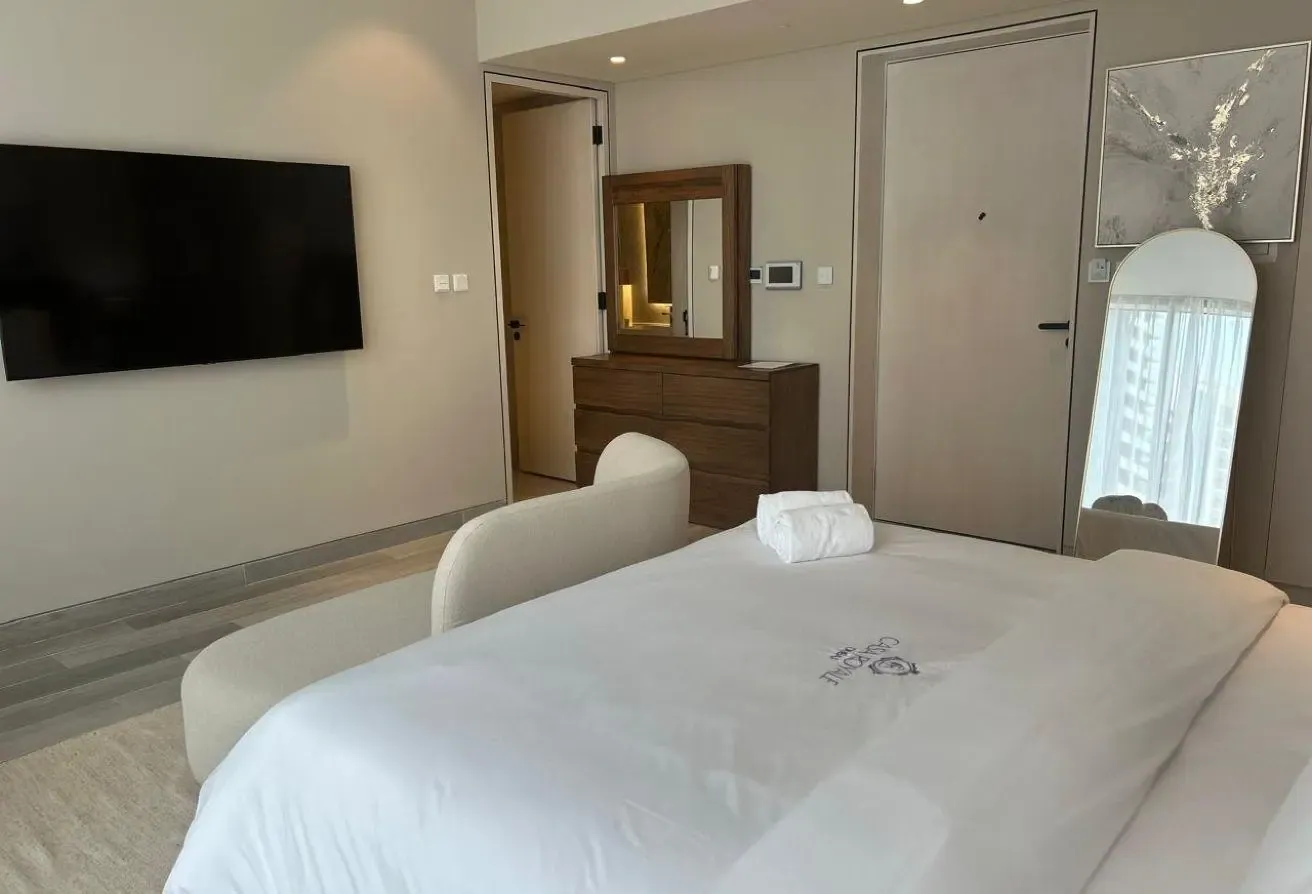 Studio Apartment with Balcony